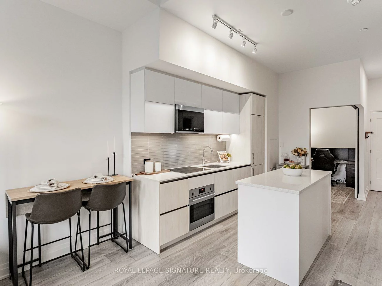 21, Park, Port Credit, Mississauga