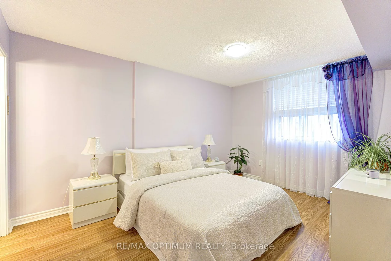 355, Rathburn, Rathwood, Mississauga