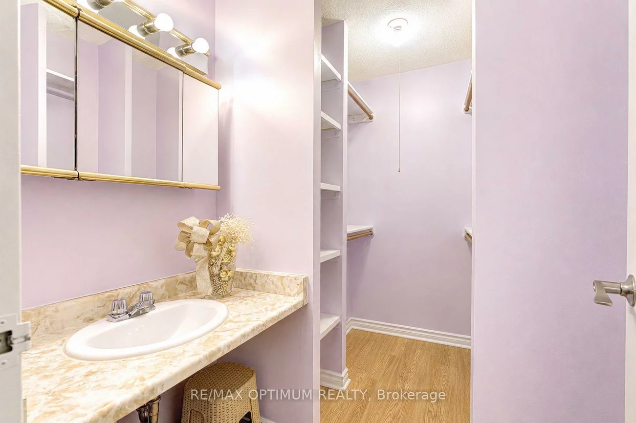 355, Rathburn, Rathwood, Mississauga
