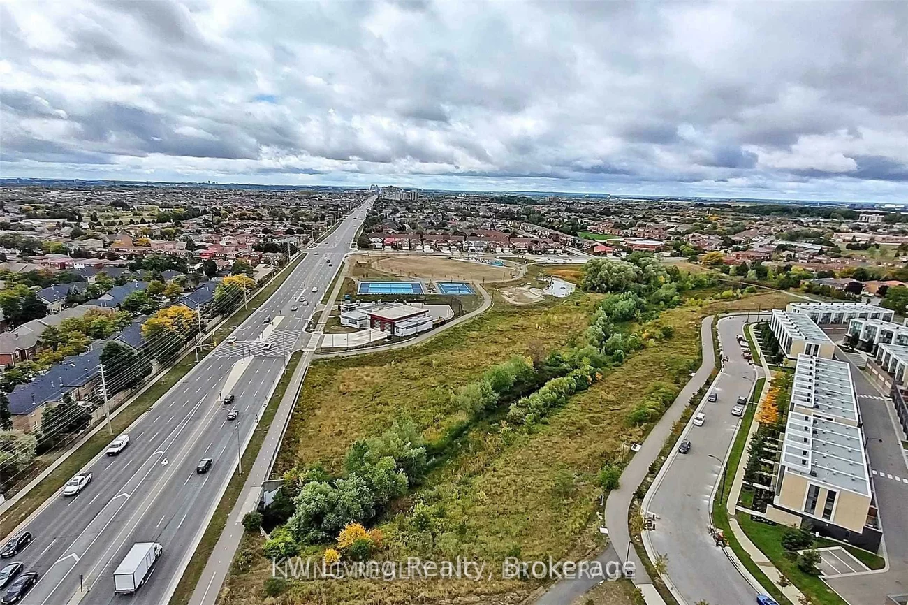 75, Eglinton, Hurontario, Mississauga