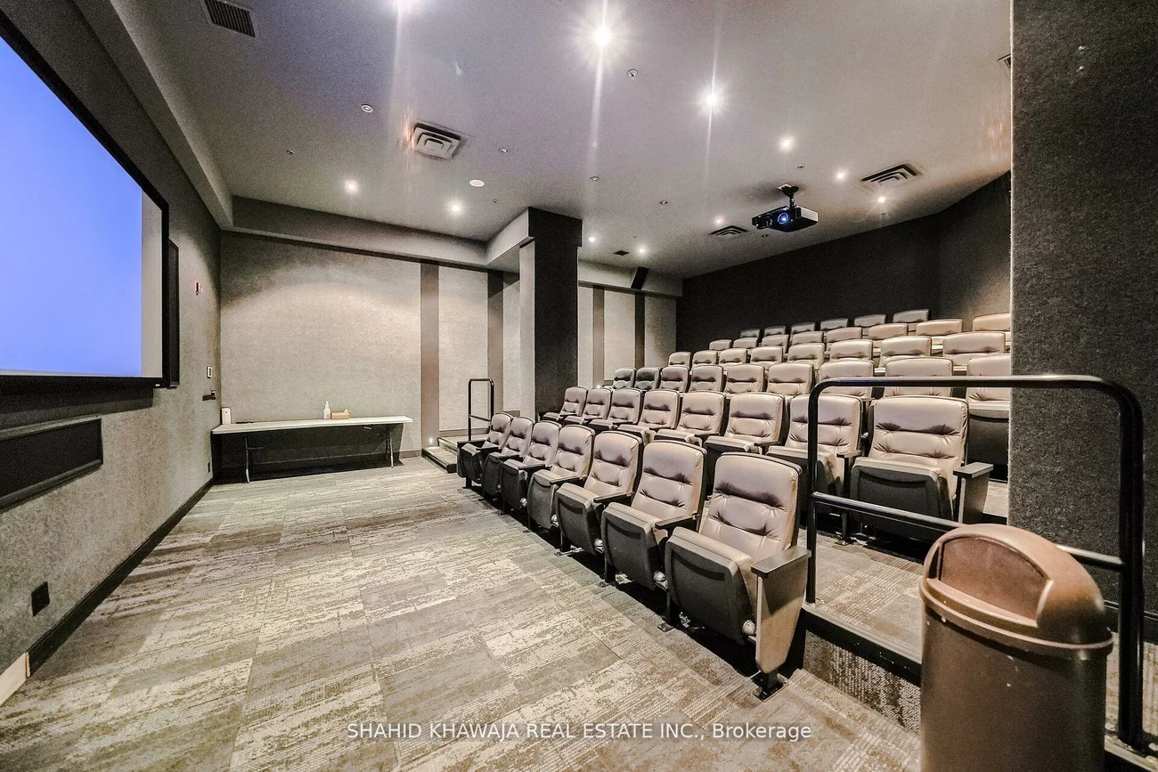 80, Absolute, Hurontario, Mississauga