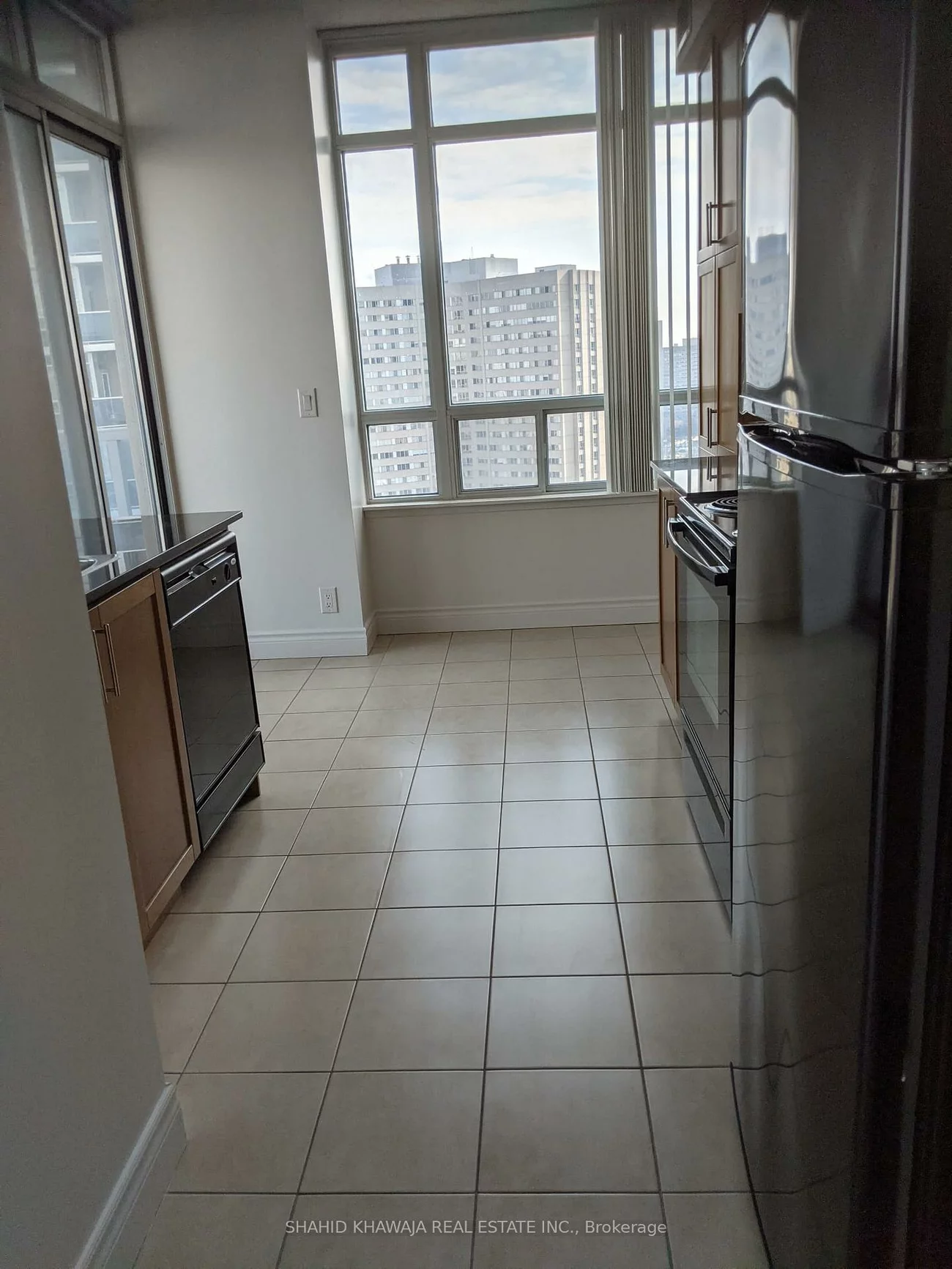 80, Absolute, Hurontario, Mississauga