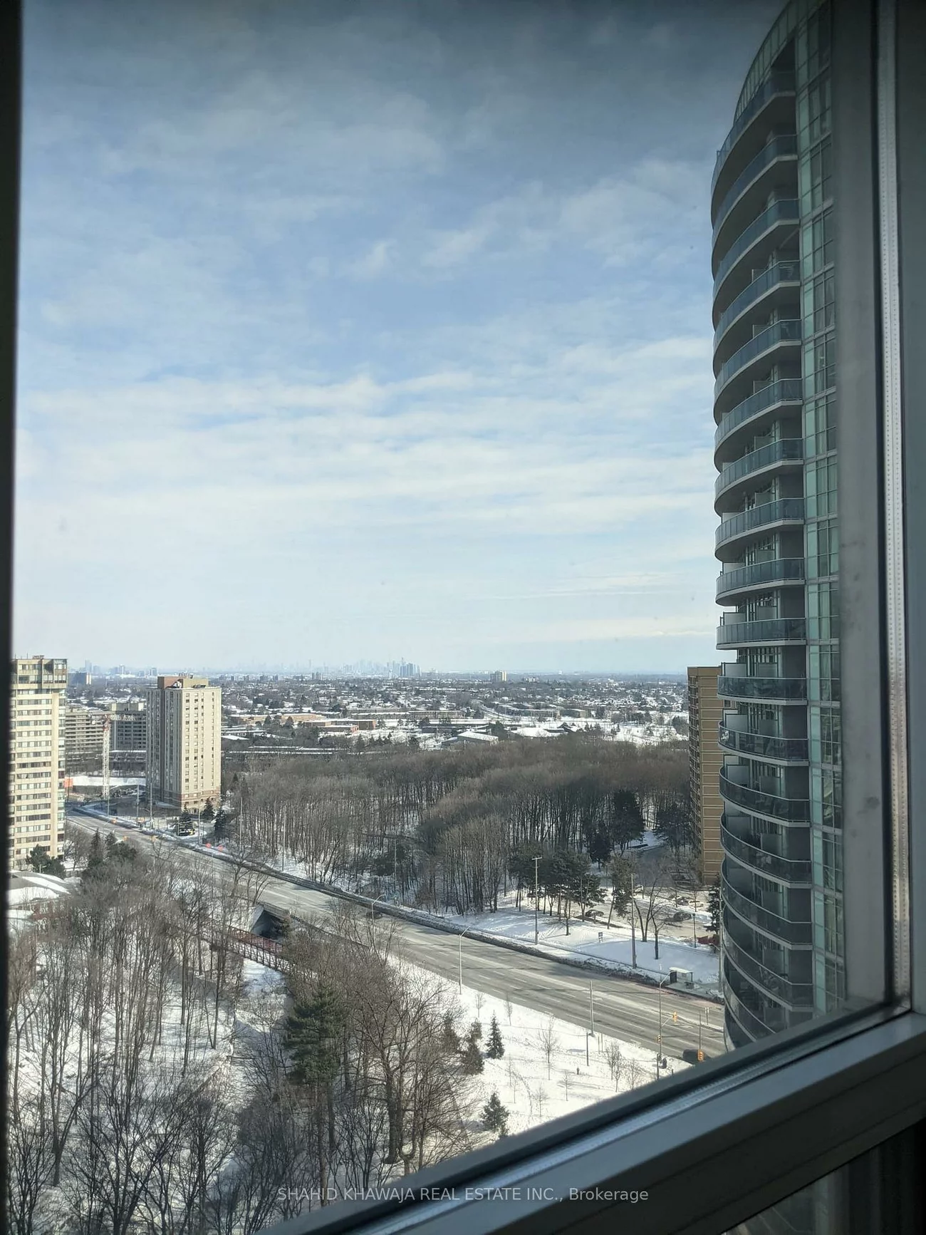 80, Absolute, Hurontario, Mississauga