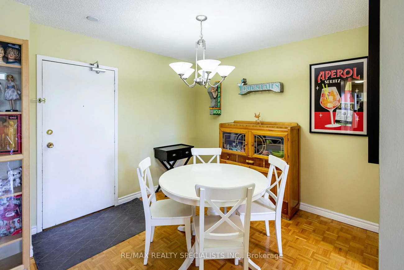 966, Inverhouse, Clarkson, Mississauga