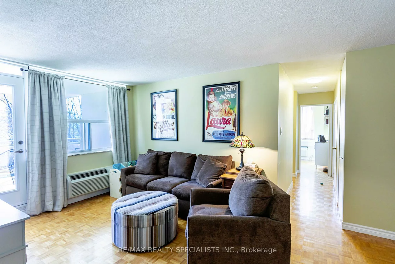 966, Inverhouse, Clarkson, Mississauga