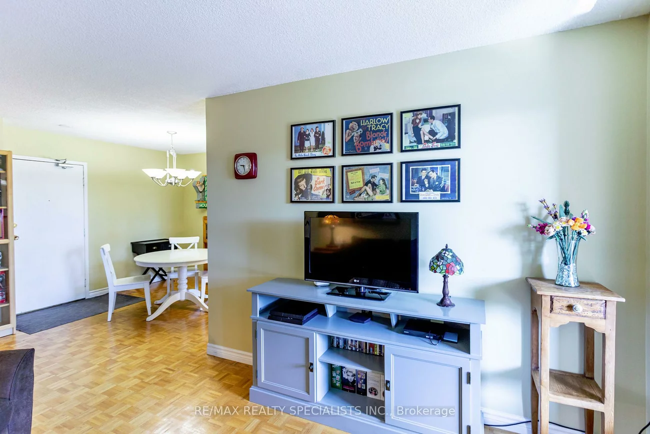 966, Inverhouse, Clarkson, Mississauga