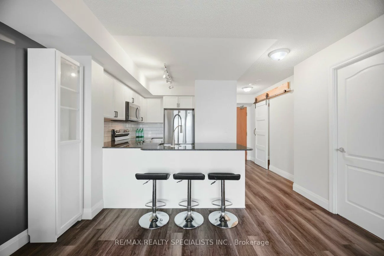 1, Elm, City Centre, Mississauga