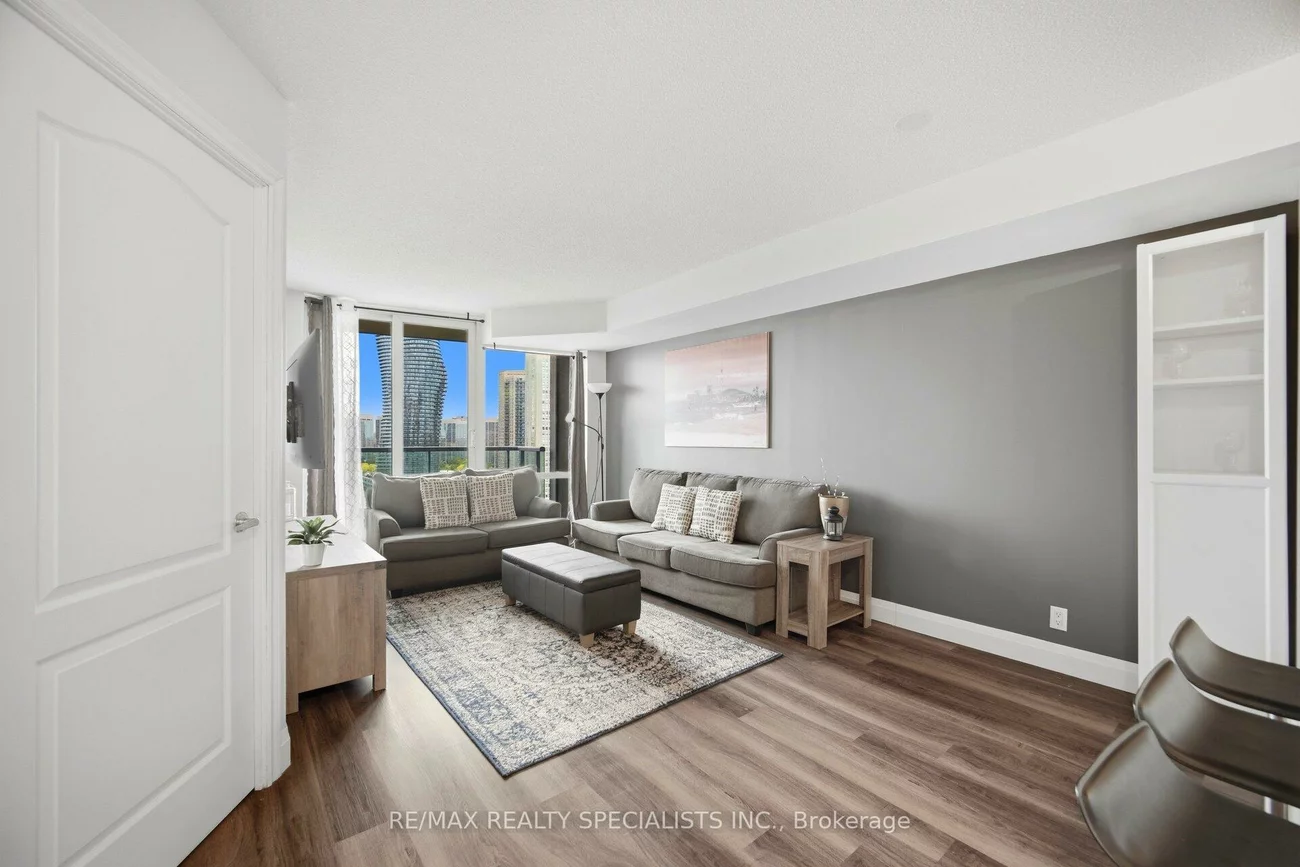 1, Elm, City Centre, Mississauga