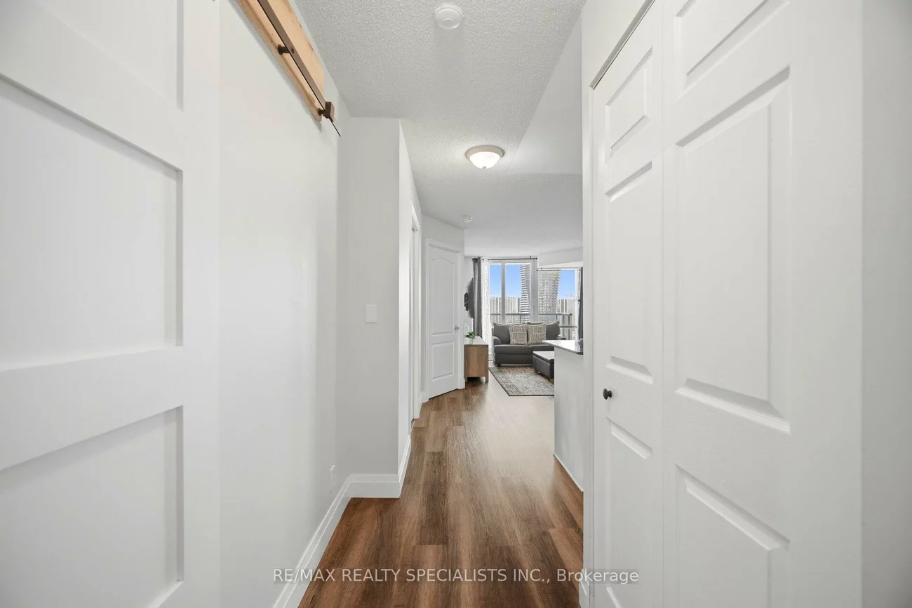 1, Elm, City Centre, Mississauga