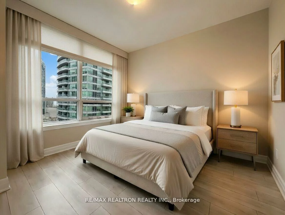 30, Elm, City Centre, Mississauga
