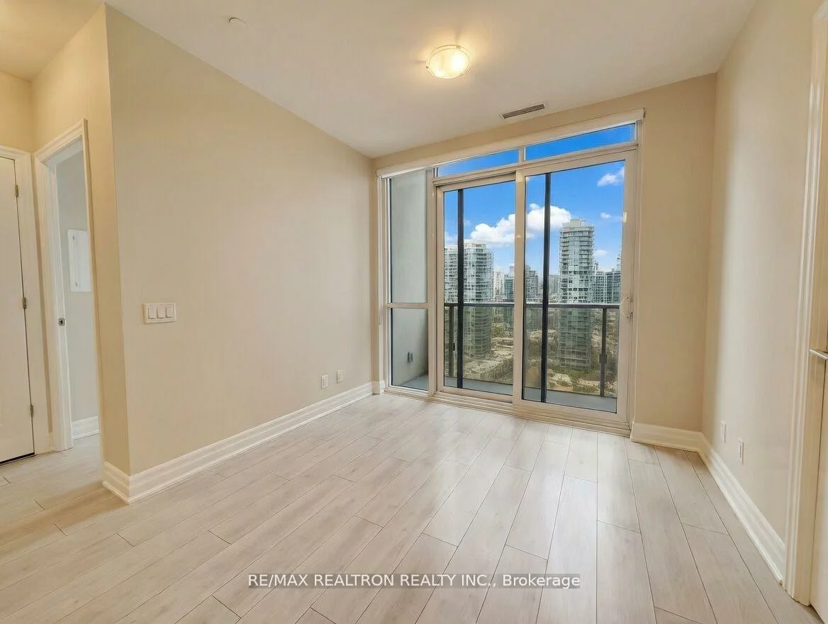 30, Elm, City Centre, Mississauga