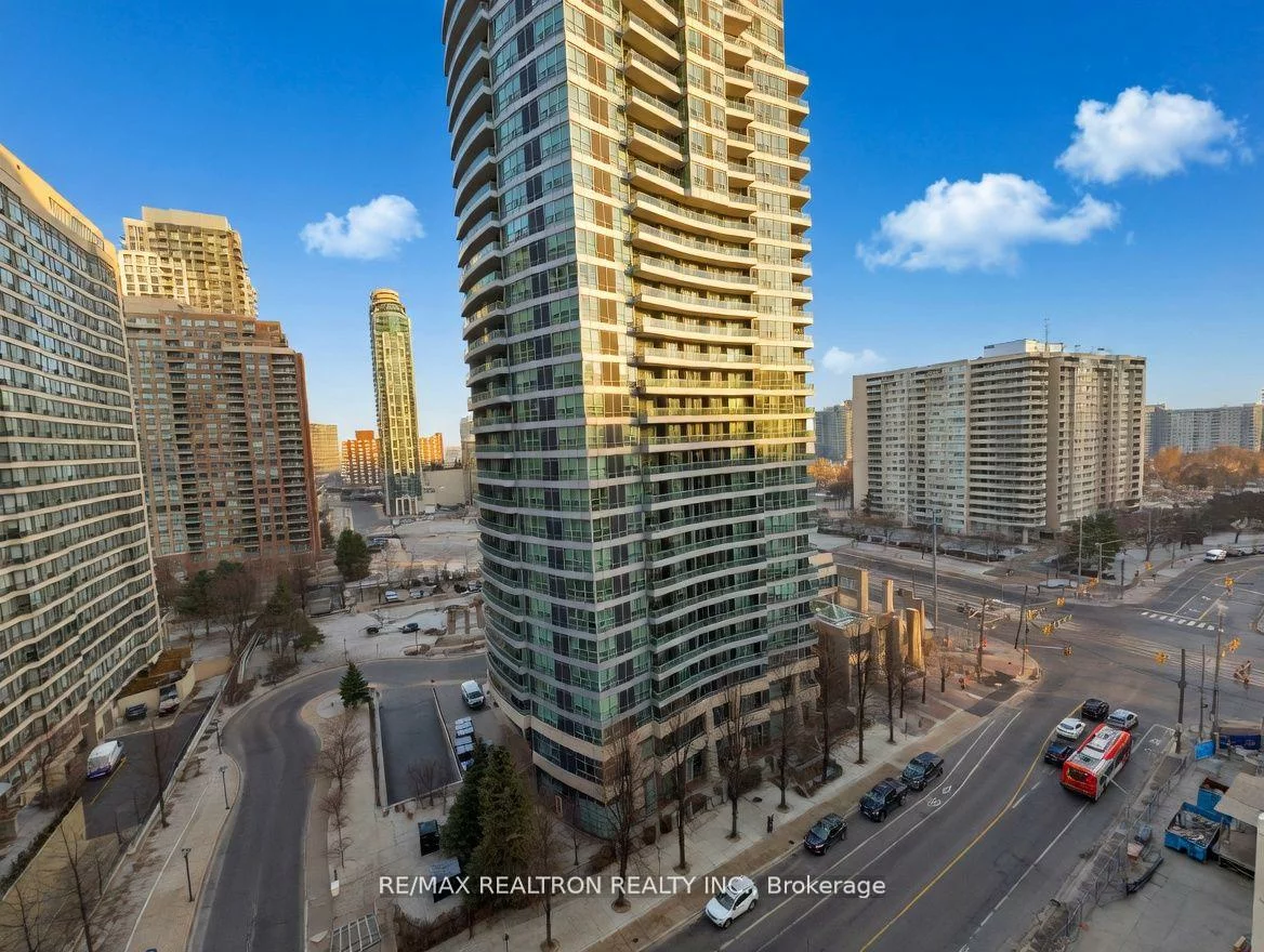 30, Elm, City Centre, Mississauga
