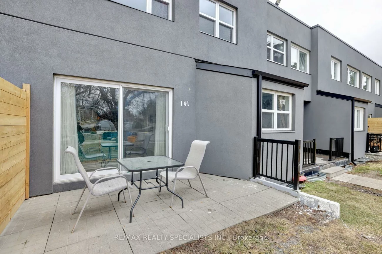 3040, Constitution, Applewood, Mississauga