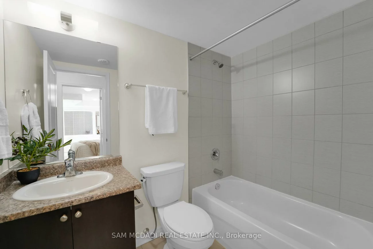 1150, Stroud, Clarkson, Mississauga