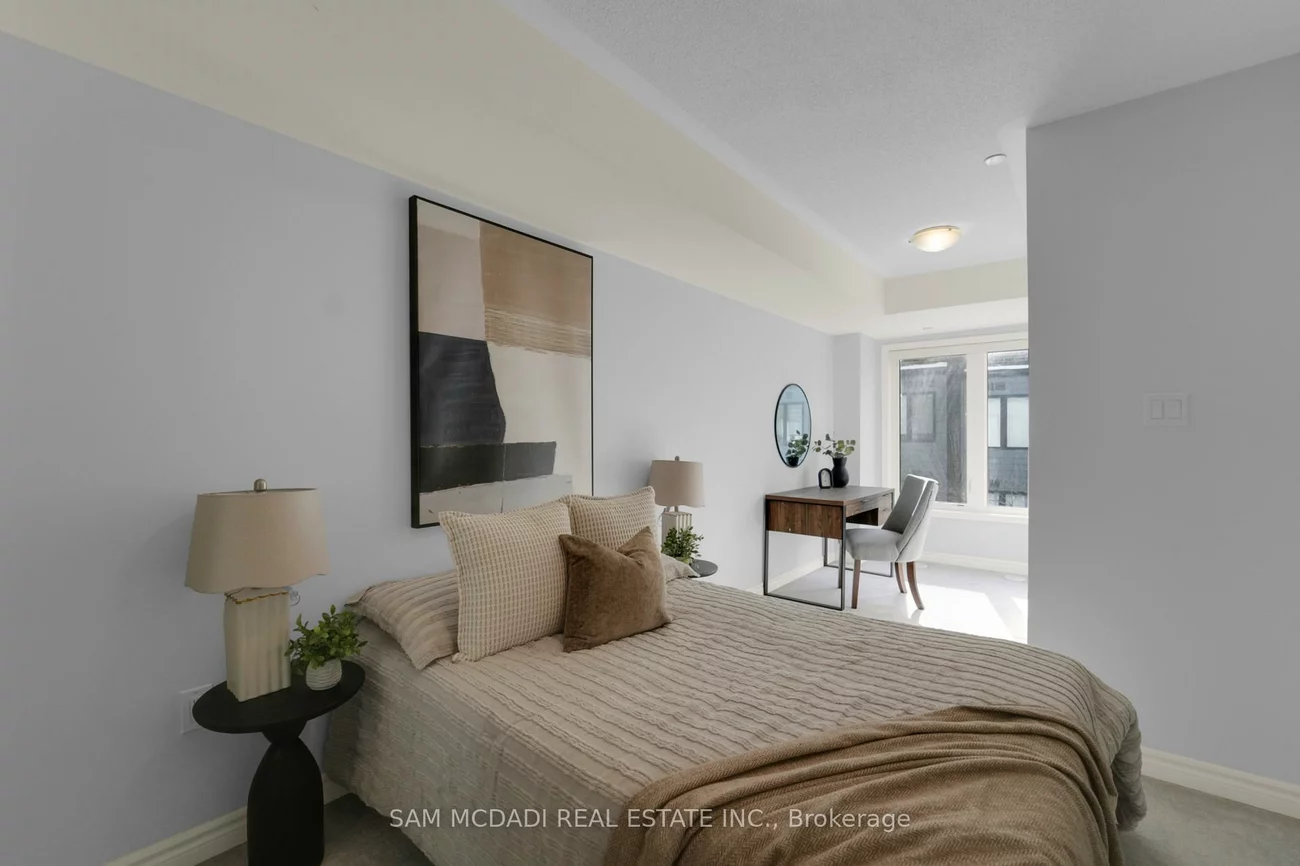 1150, Stroud, Clarkson, Mississauga