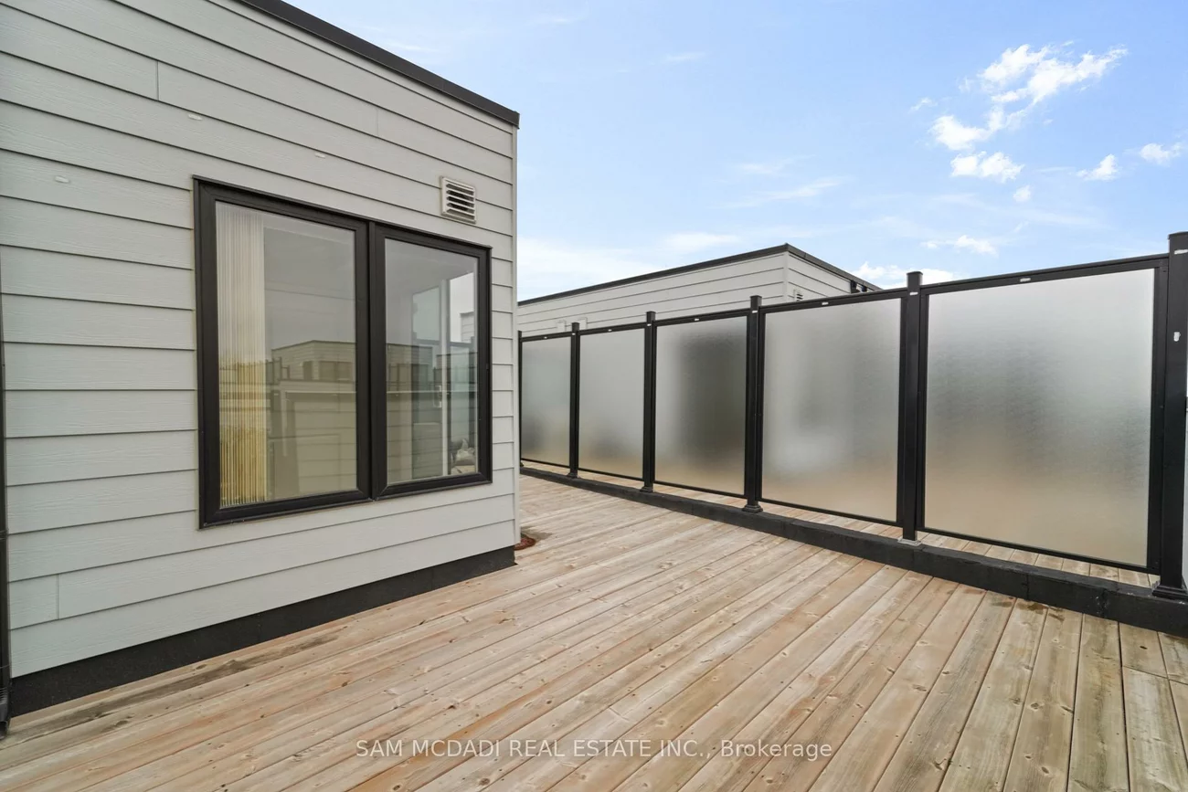 1150, Stroud, Clarkson, Mississauga