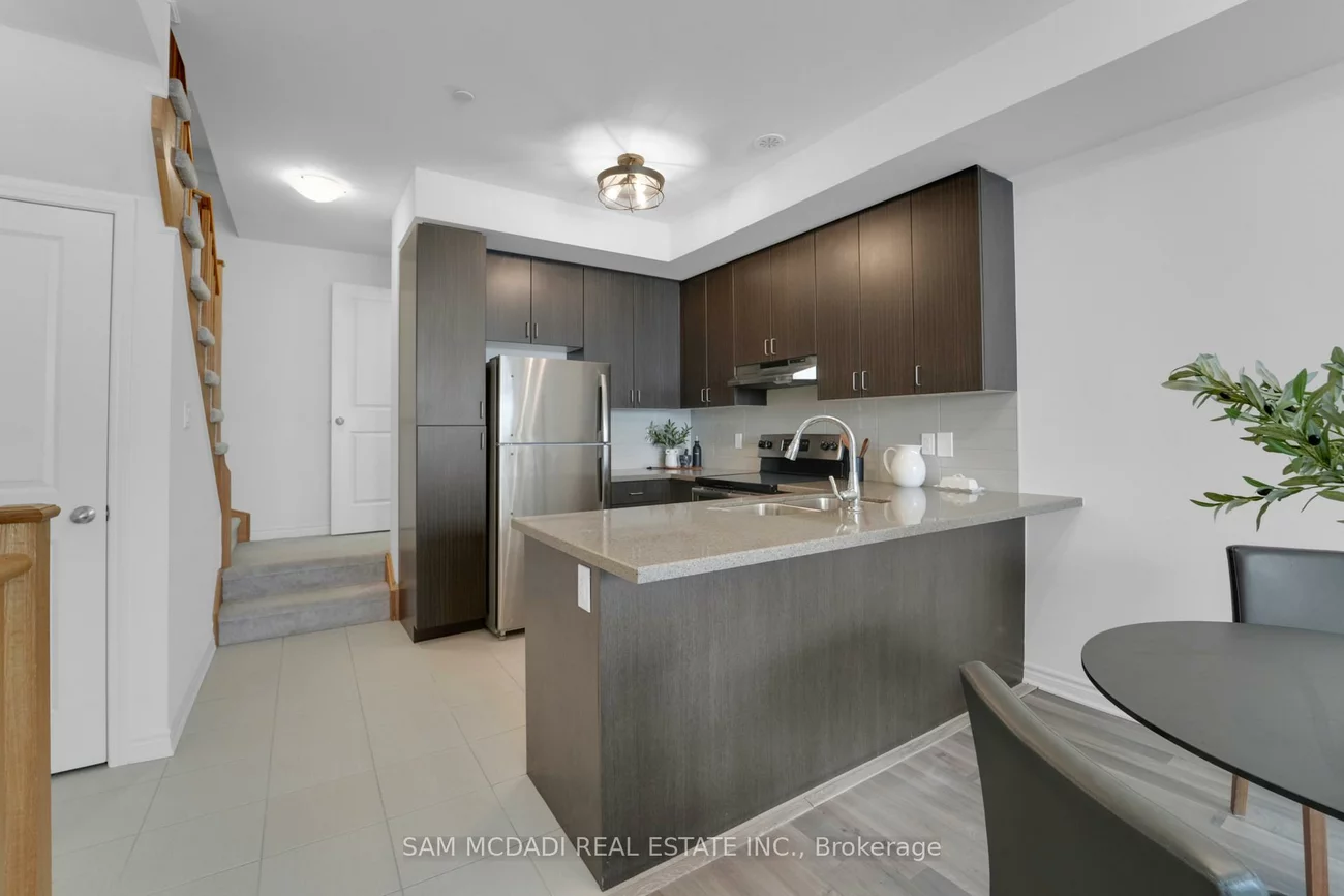 1150, Stroud, Clarkson, Mississauga