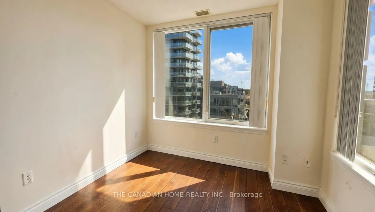 385, Prince Of Wales, City Centre, Mississauga