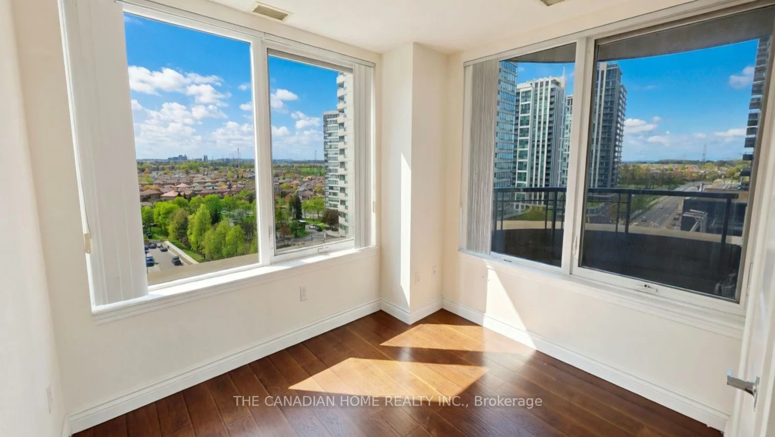385, Prince Of Wales, City Centre, Mississauga