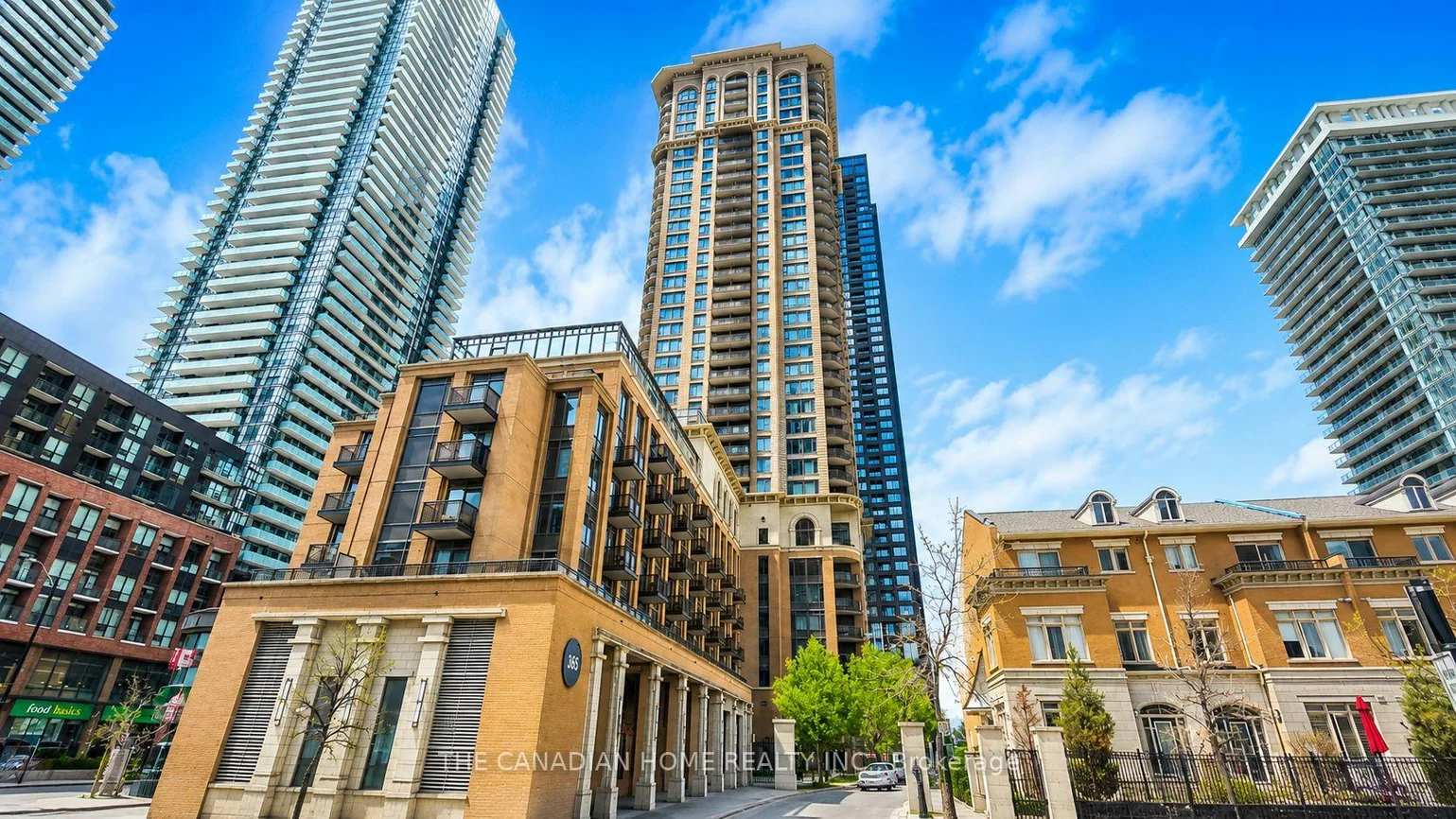 385, Prince Of Wales, City Centre, Mississauga