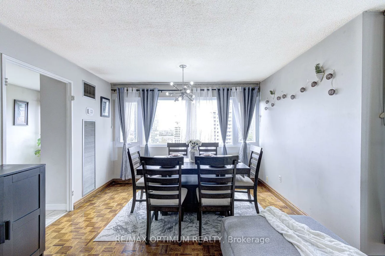 1580, Mississauga Valley, Mississauga Valleys, Mississauga