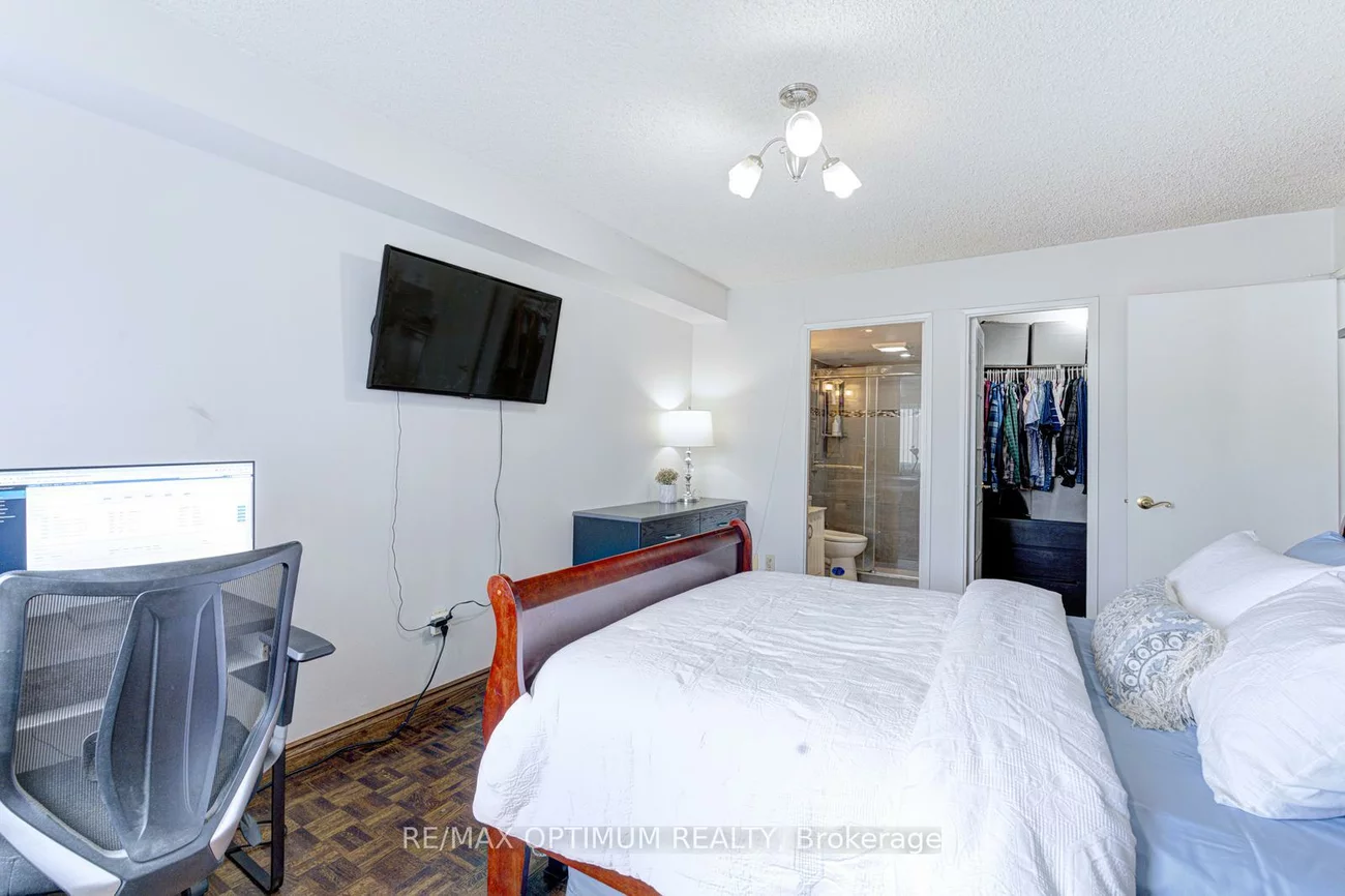1580, Mississauga Valley, Mississauga Valleys, Mississauga