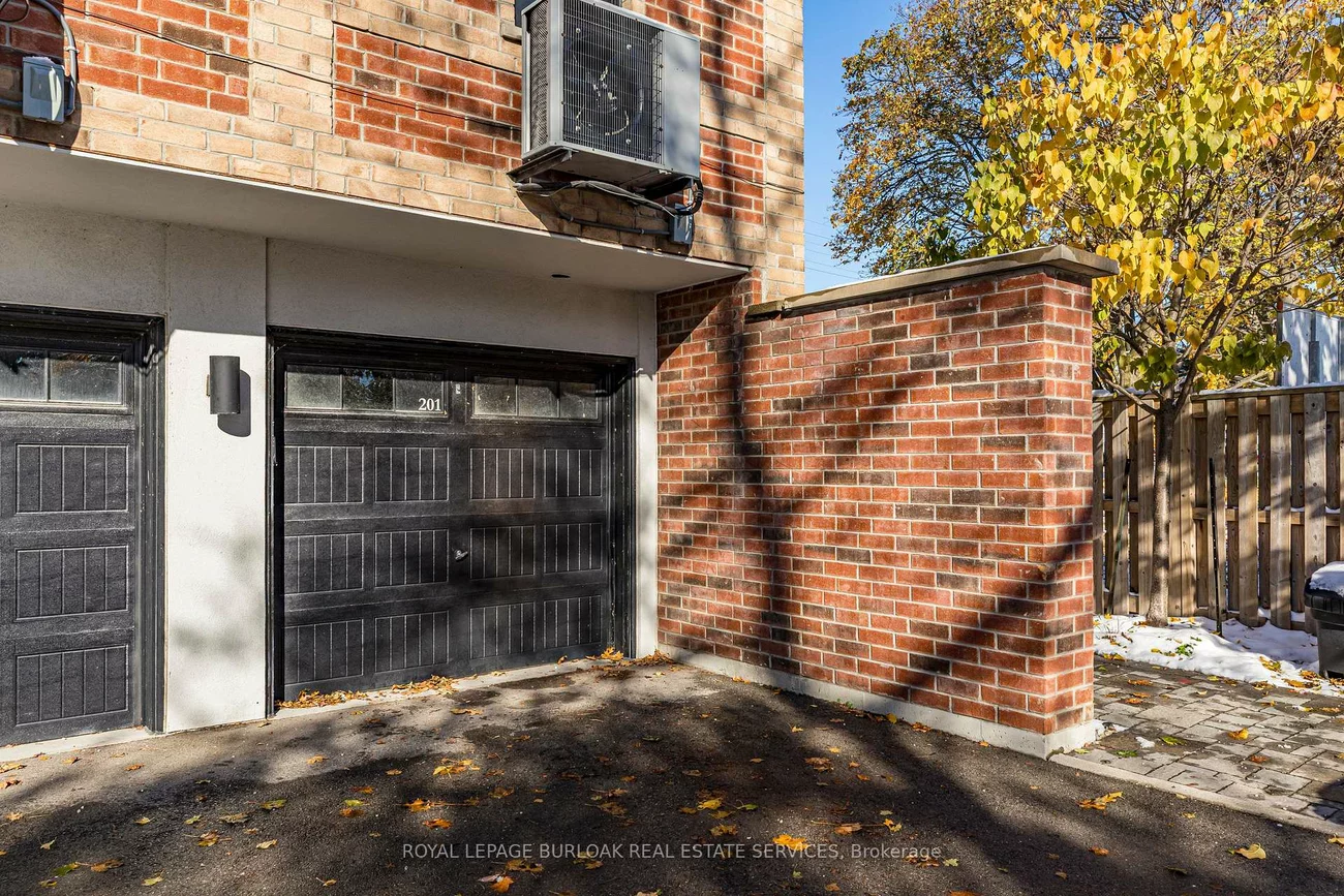 760, Lakeshore, Lakeview, Mississauga