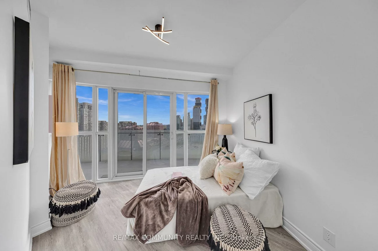 50, Absolute, City Centre, Mississauga