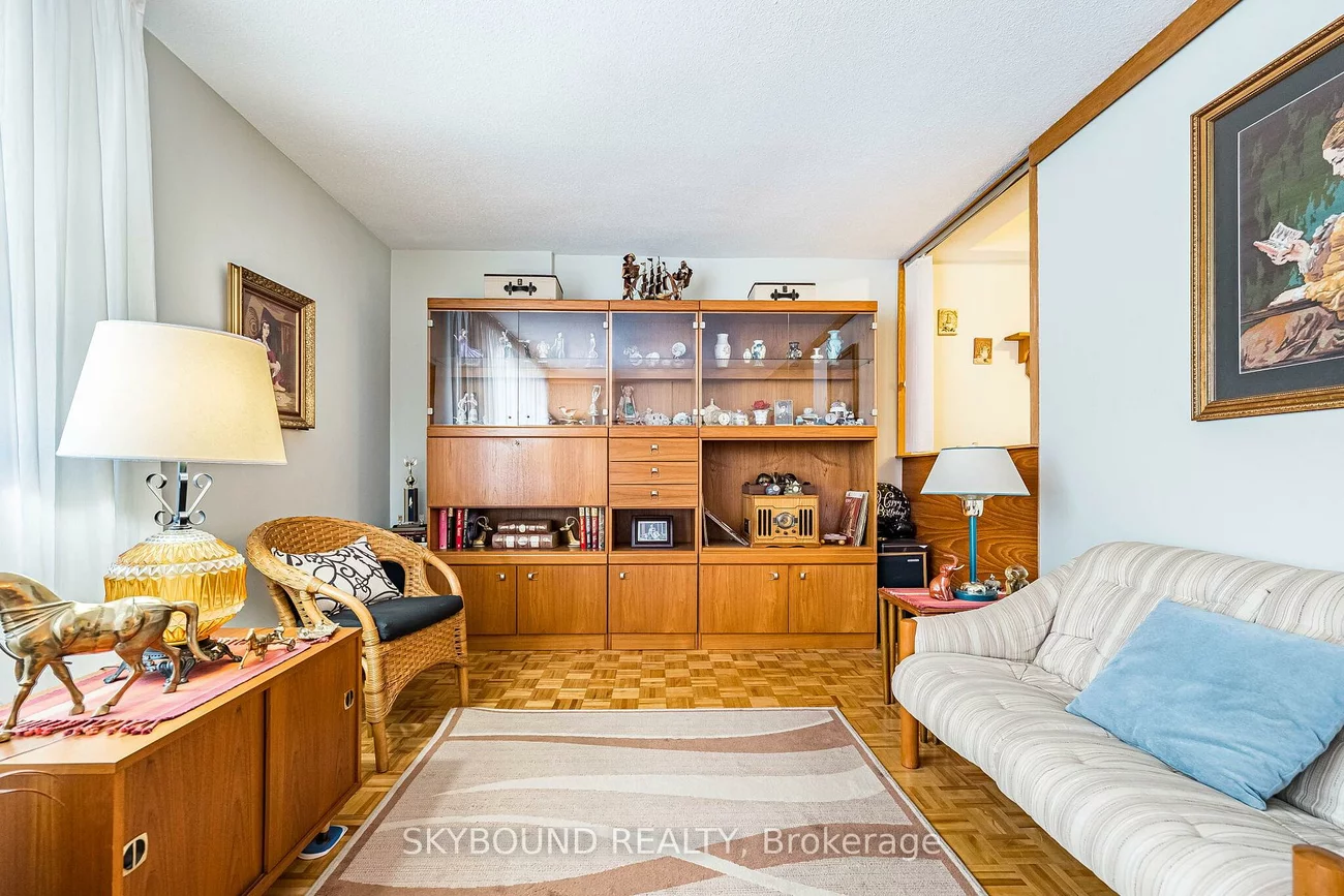 15, Elizabeth, Port Credit, Mississauga