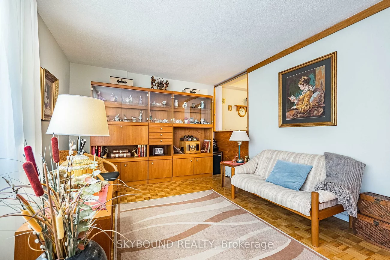 15, Elizabeth, Port Credit, Mississauga
