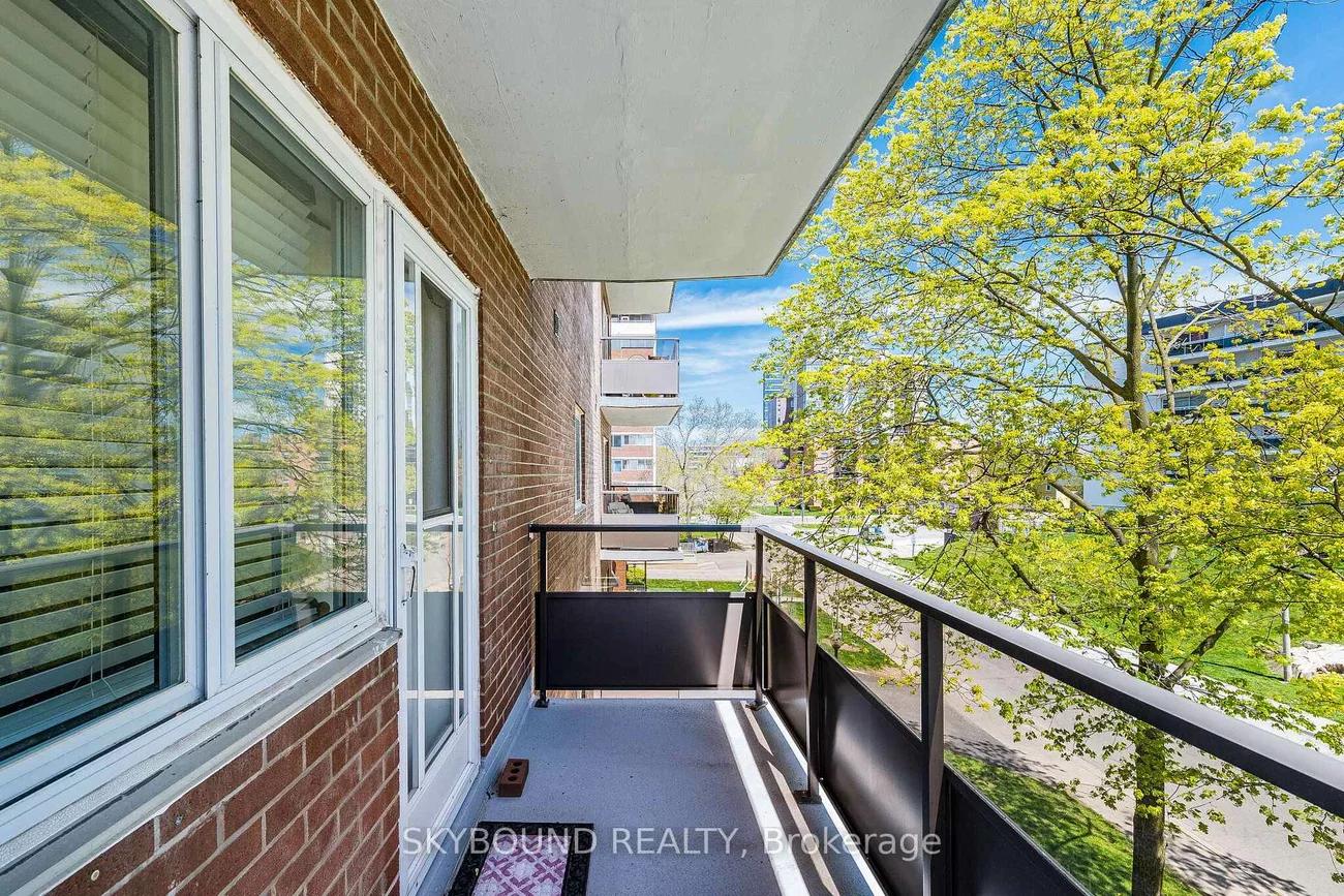 15, Elizabeth, Port Credit, Mississauga