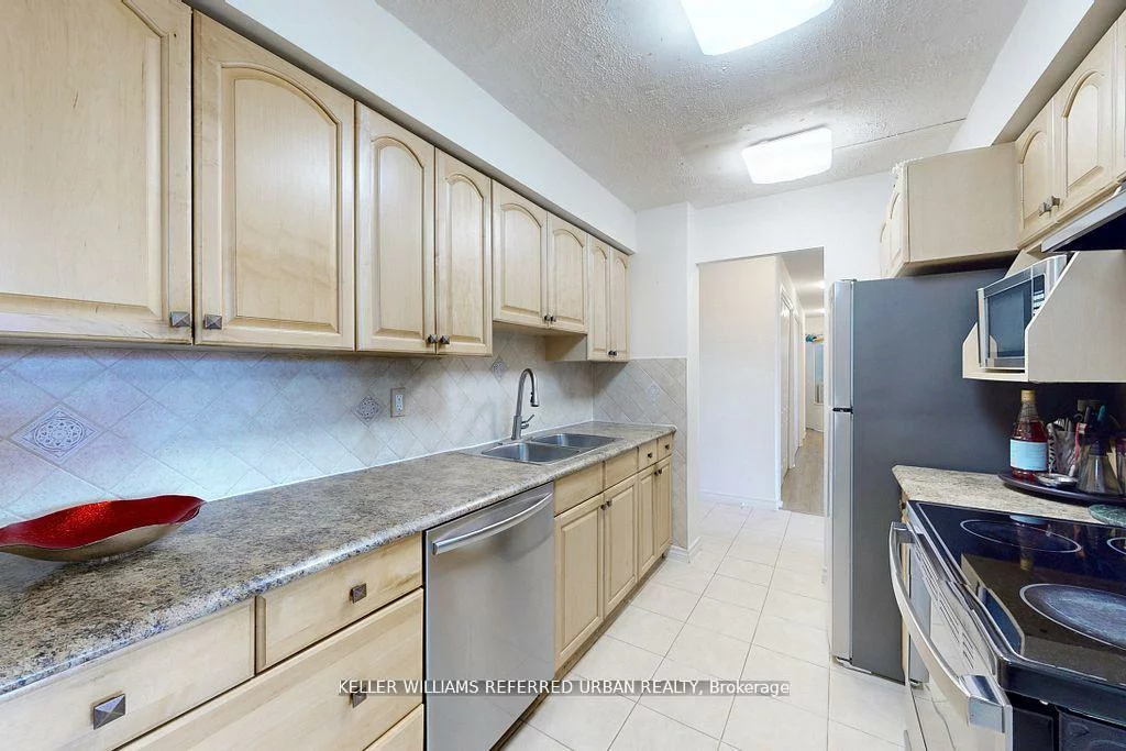 2556, Argyle, Cooksville, Mississauga