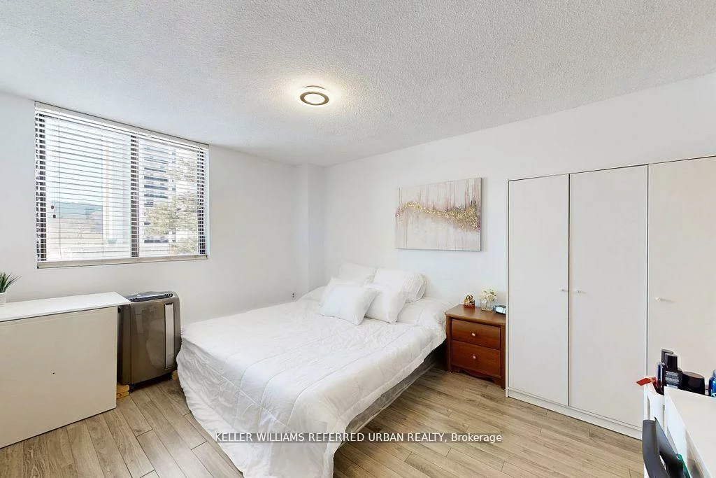2556, Argyle, Cooksville, Mississauga
