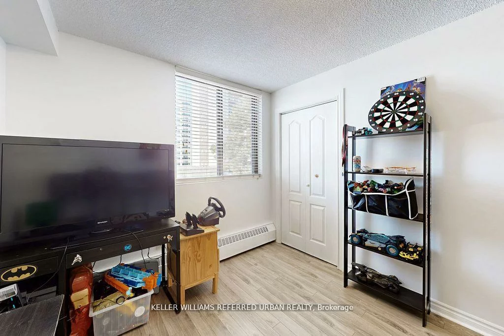 2556, Argyle, Cooksville, Mississauga
