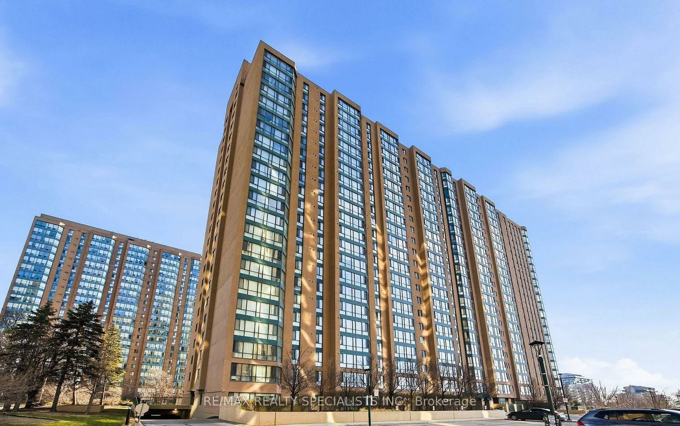 145, Hillcrest, Cooksville, Mississauga
