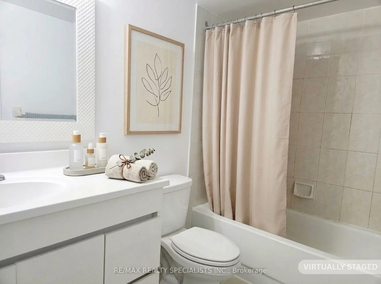 145, Hillcrest, Cooksville, Mississauga