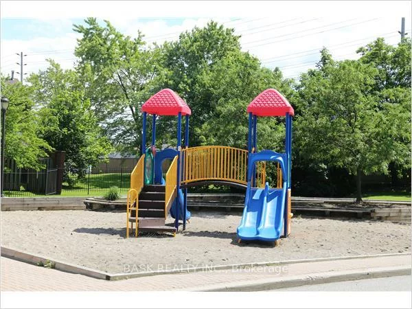 2900, Battleford, Meadowvale, Mississauga