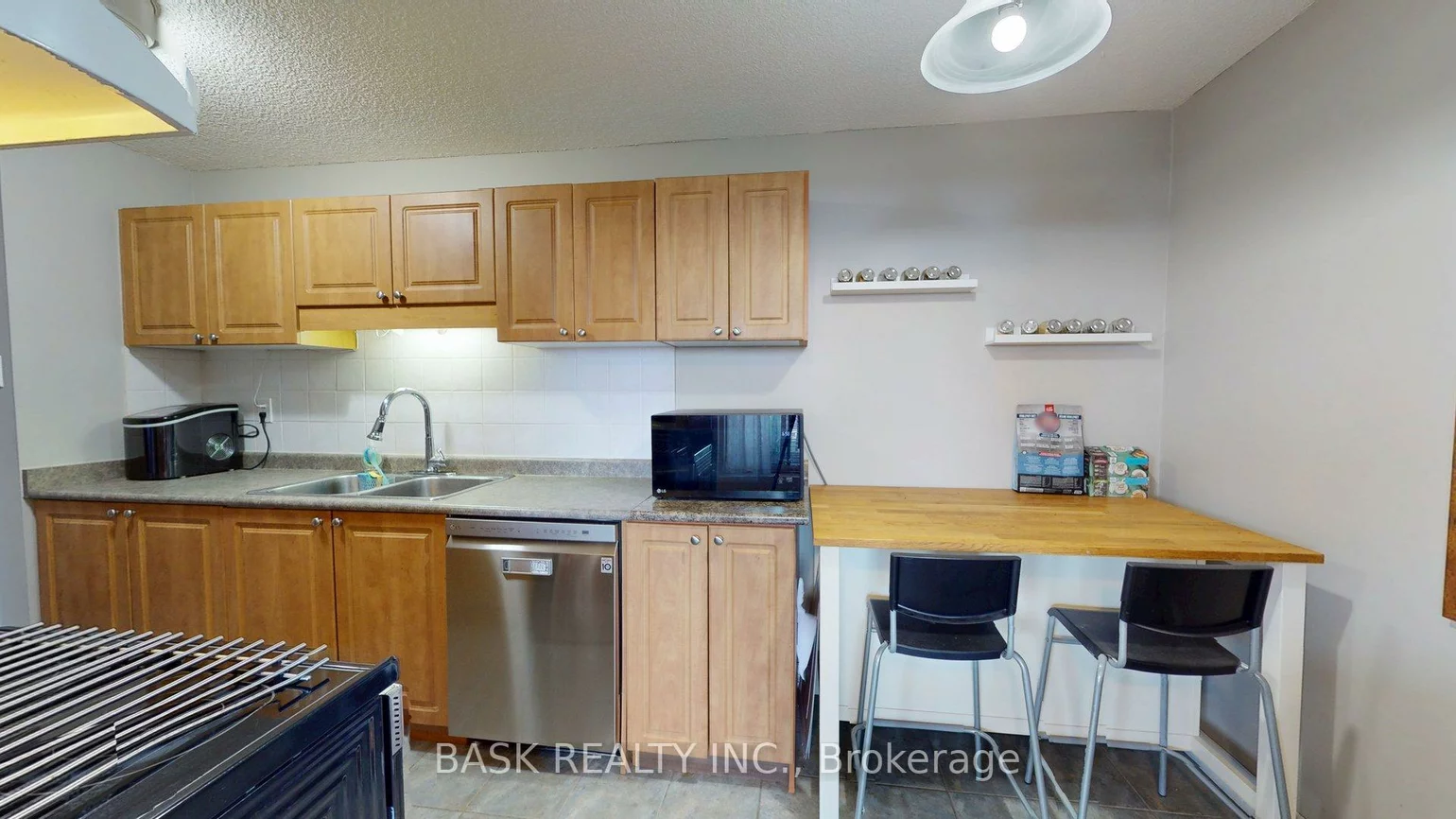 2900, Battleford, Meadowvale, Mississauga