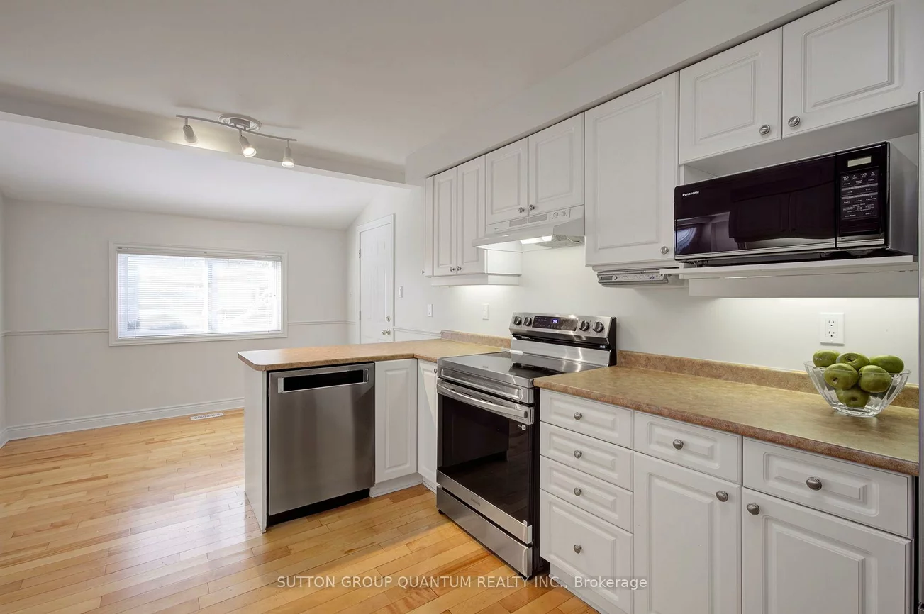 336, Queen, Streetsville, Mississauga