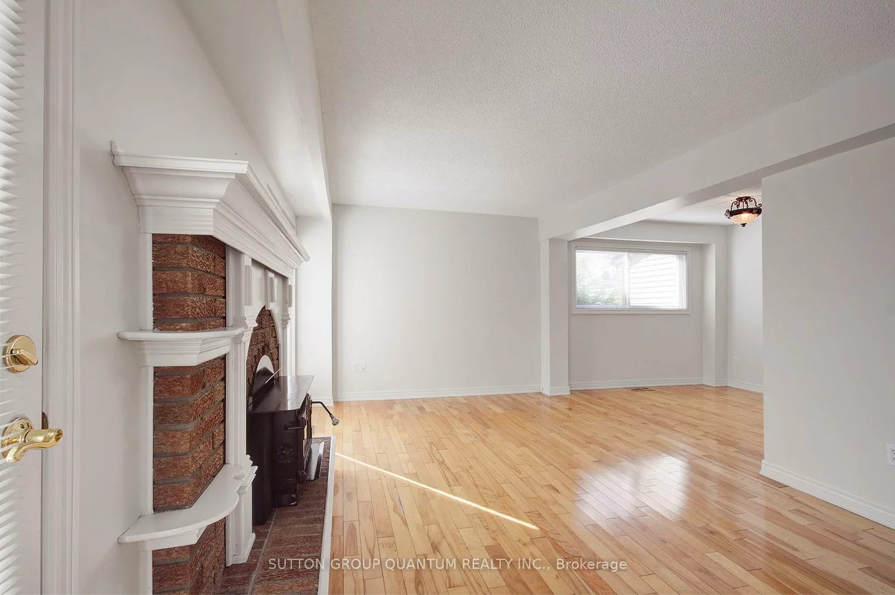 336, Queen, Streetsville, Mississauga