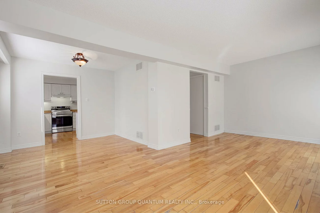 336, Queen, Streetsville, Mississauga