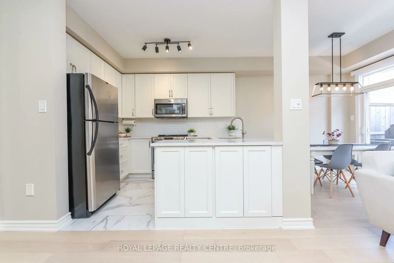 60, Rosewood, Port Credit, Mississauga