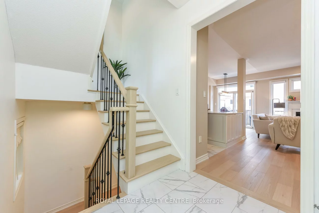 60, Rosewood, Port Credit, Mississauga