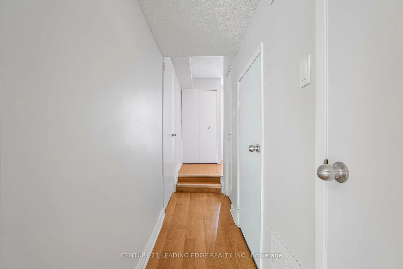 915, Inverhouse, Clarkson, Mississauga