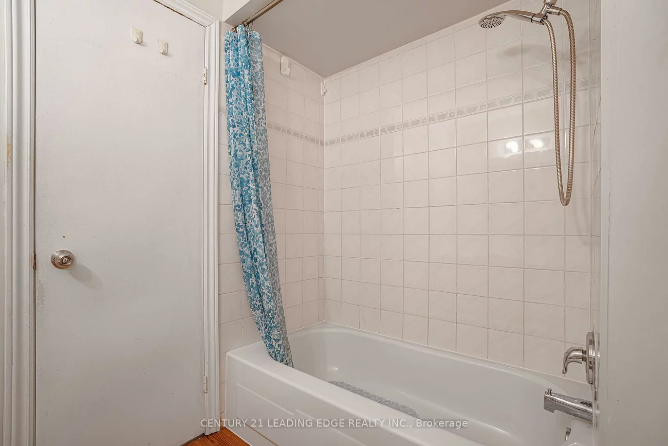 915, Inverhouse, Clarkson, Mississauga