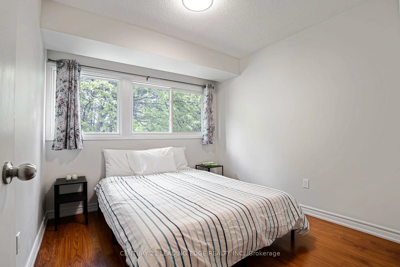 915, Inverhouse, Clarkson, Mississauga