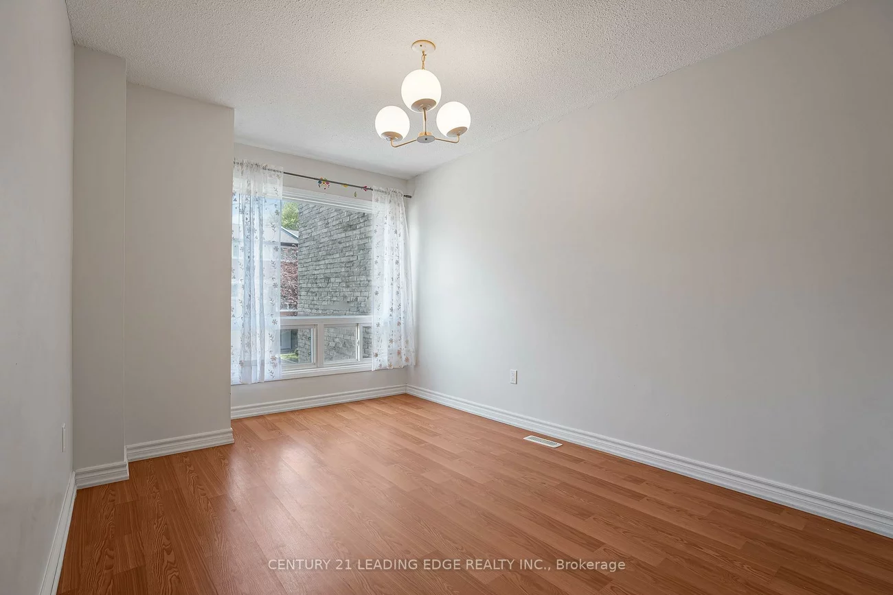 915, Inverhouse, Clarkson, Mississauga