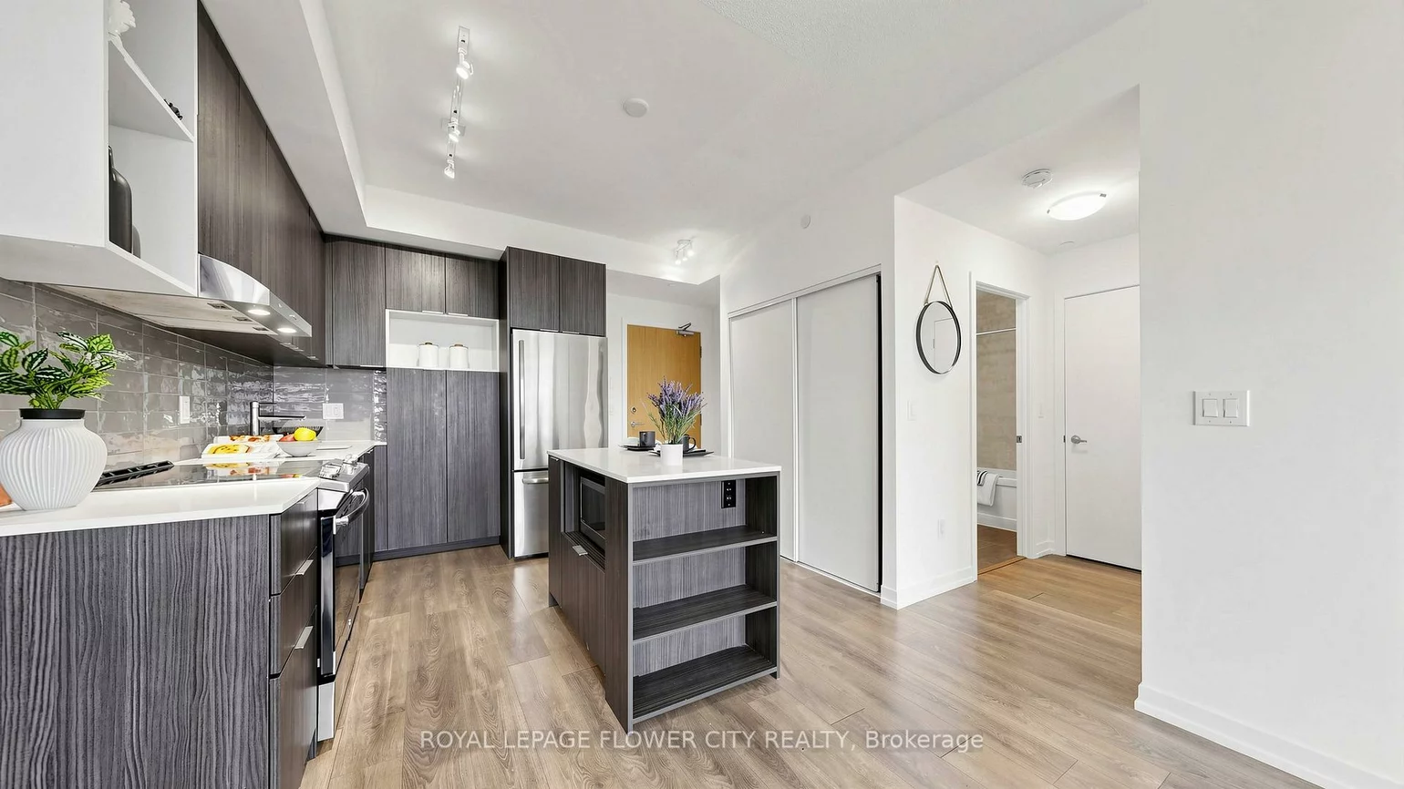 2520, Eglinton, Central Erin Mills, Mississauga
