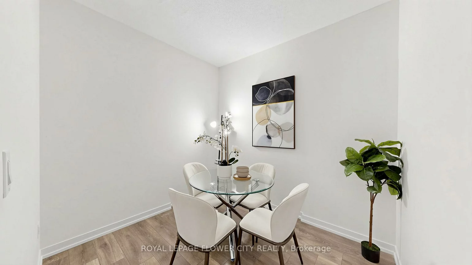 2520, Eglinton, Central Erin Mills, Mississauga
