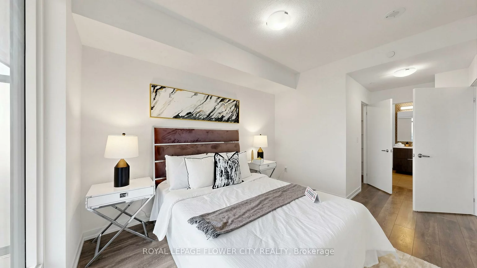 2520, Eglinton, Central Erin Mills, Mississauga